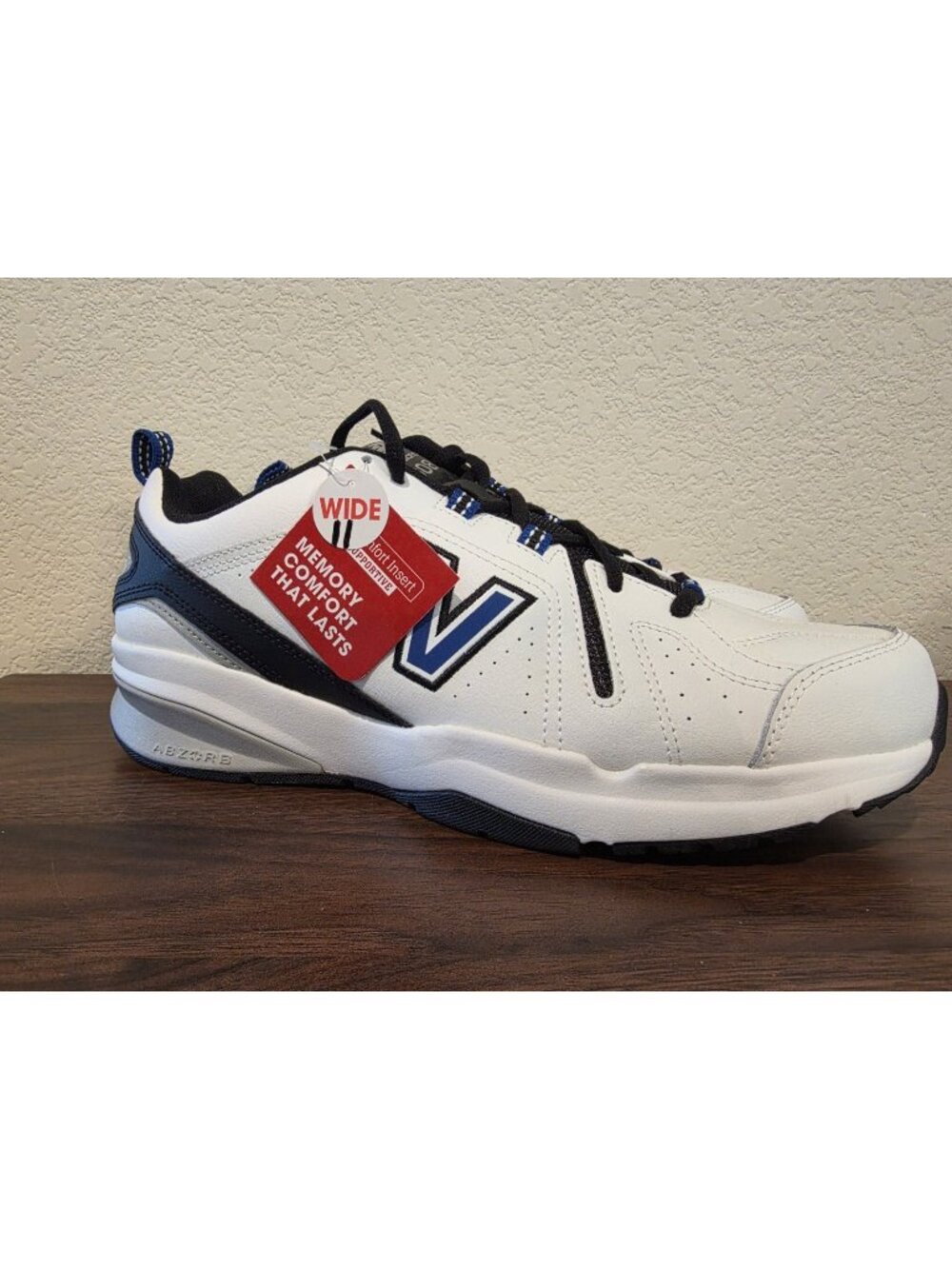 New Balance 608 V5 MX608WR5 Men's Size 11 2E Wide White Black Blue Walking Shoes